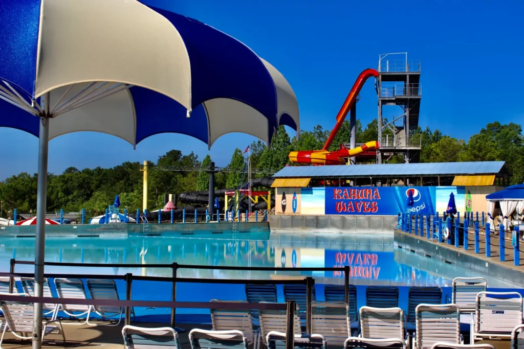 Pools and water slides at Alabama Adventure & Splash Adventure