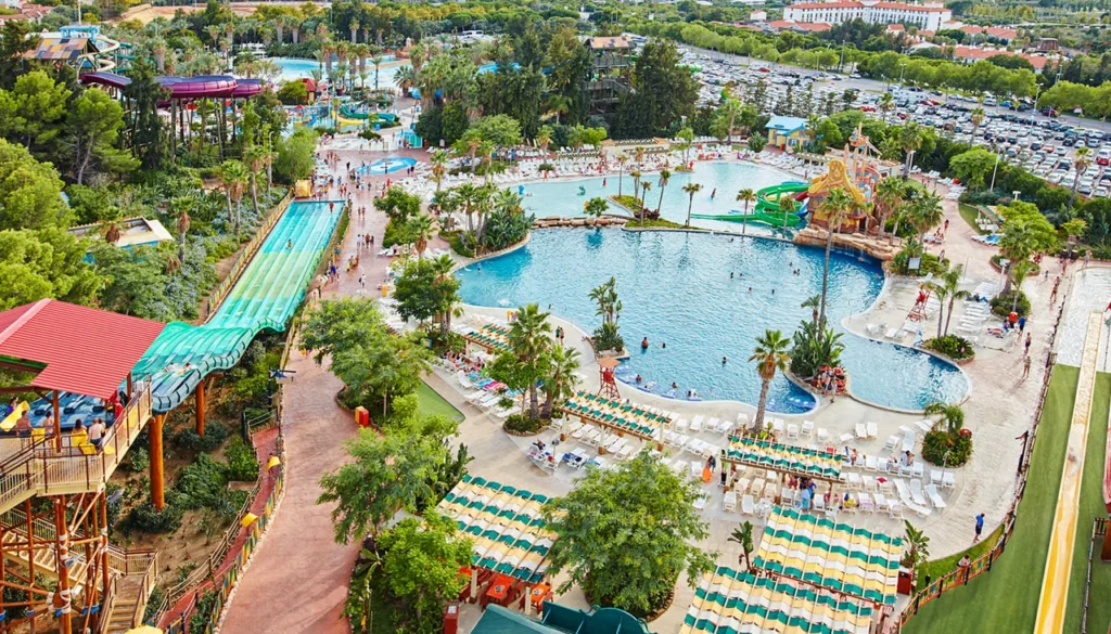Pools and tropical landscaping at Caribe Aquatic Park