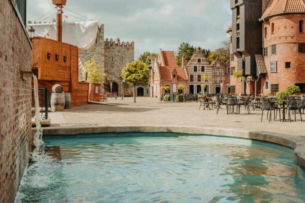 Hanseatic buildings and fountain at HANSA-PARK