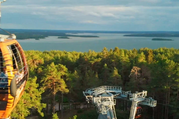 Safari cableway above the landscape at Kolmården Wildlife Park