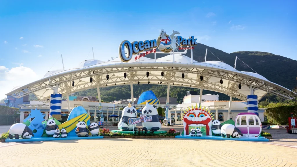 Main entrance to Ocean Park Hong Kong