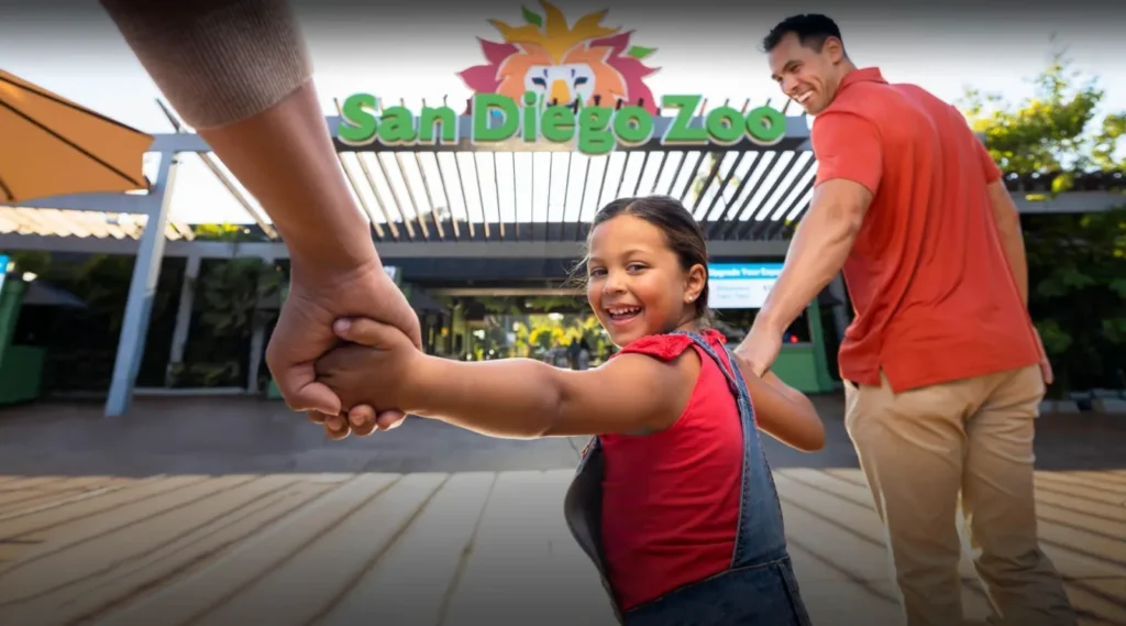 Family at the San Diego Zoo entrance