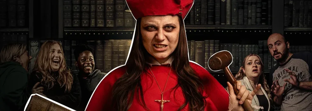 A costumed performer at The Amsterdam Dungeon