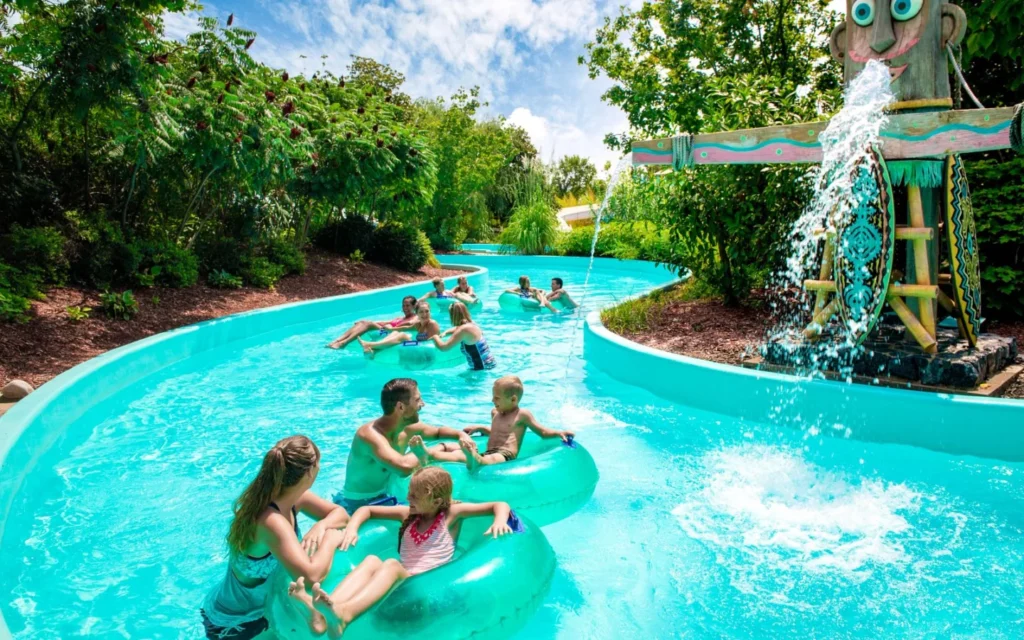 Families floating along Aloha River at White Water in Branson