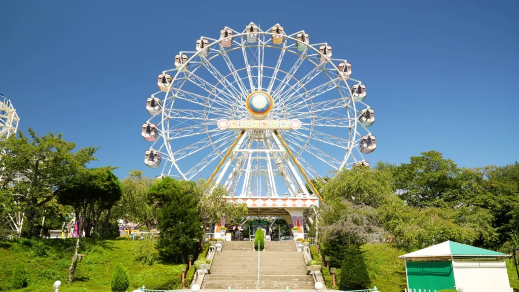 Yagiyama Benyland amusement park in Sendai